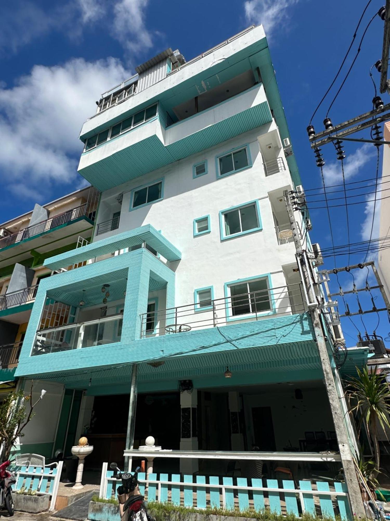 Abby'S House Hotel Patong Екстериор снимка