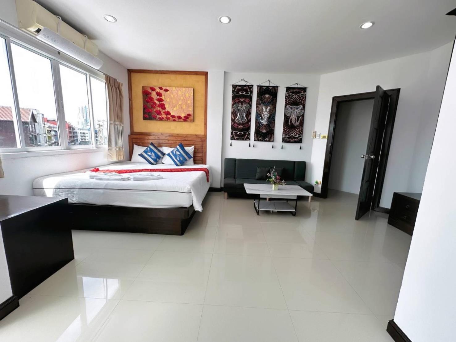Abby'S House Hotel Patong Екстериор снимка