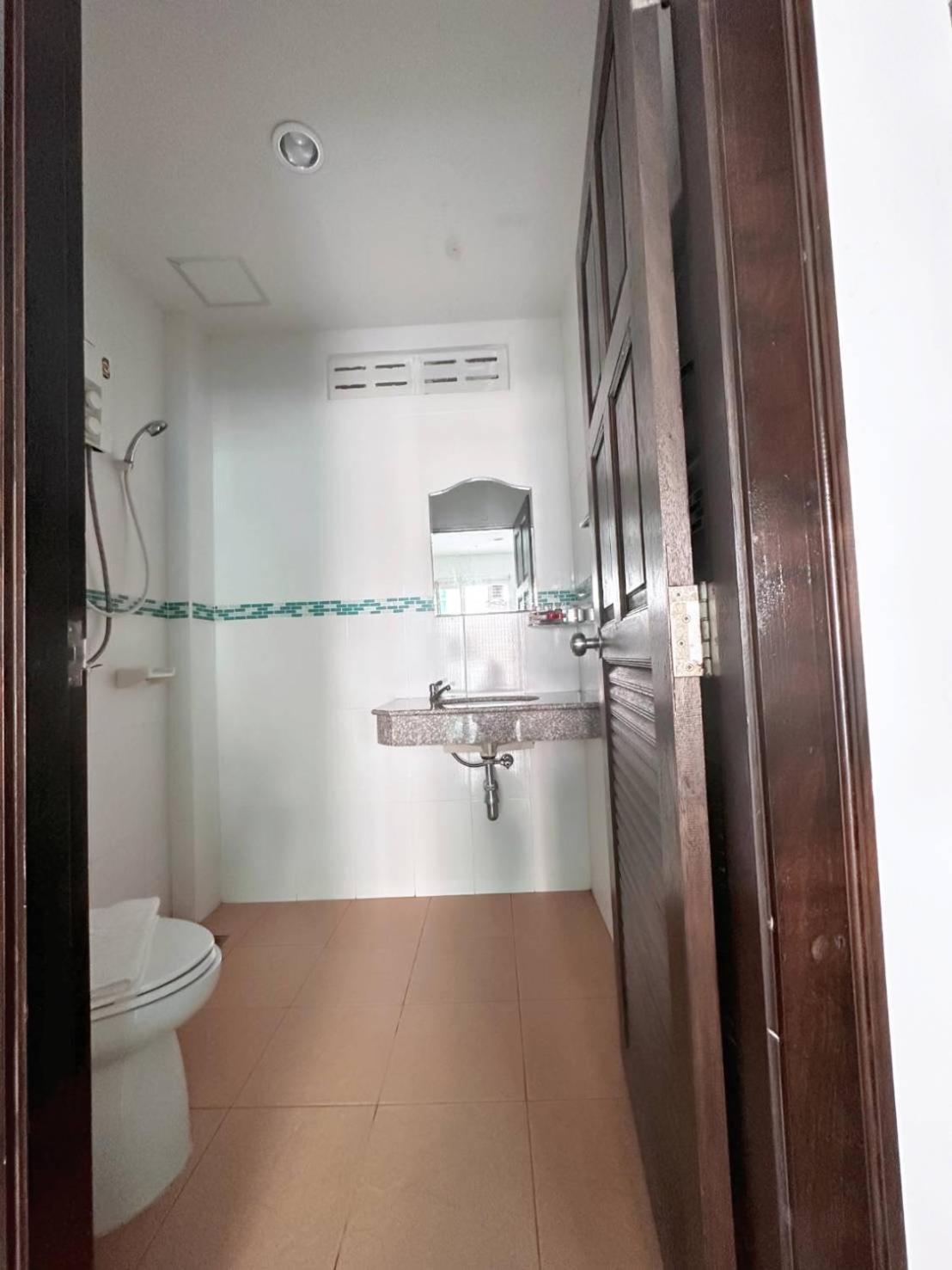 Abby'S House Hotel Patong Екстериор снимка